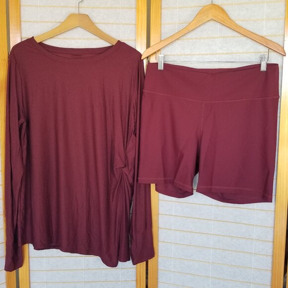 Old Navy Pants - Old Navy Two-Piece Set Athleisure Long Sleeve Top Bike Shorts Burgundy Size L/XL